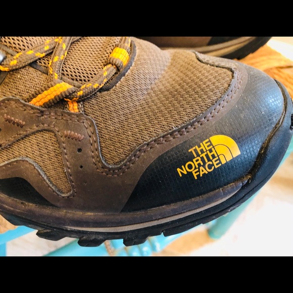 North Face Hiking Boot - Picture 4 of 5